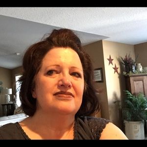 Meet your Posher, Vicki